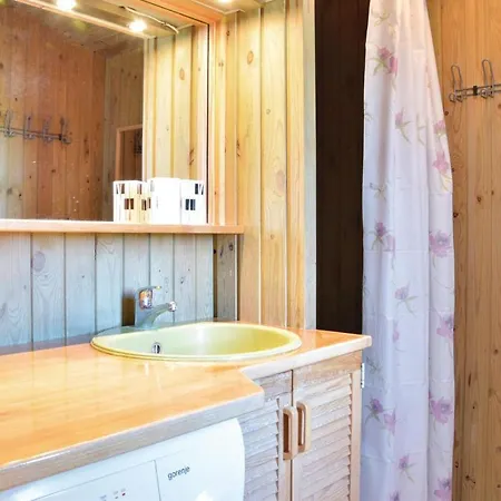 3 Bedroom Awesome In